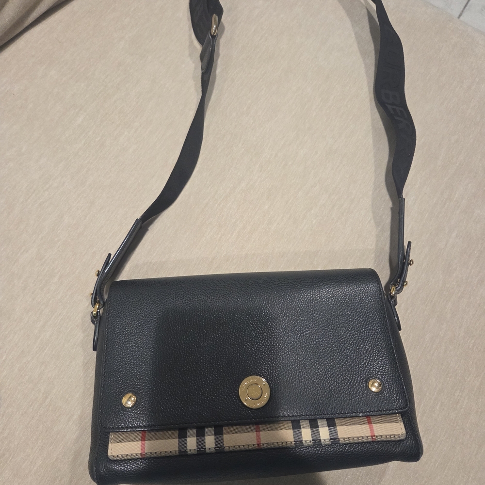 Burberry Note Leather, Vintage, Check Crossbody Bag